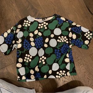 Marimekko x Uniqlo Patterned top size S